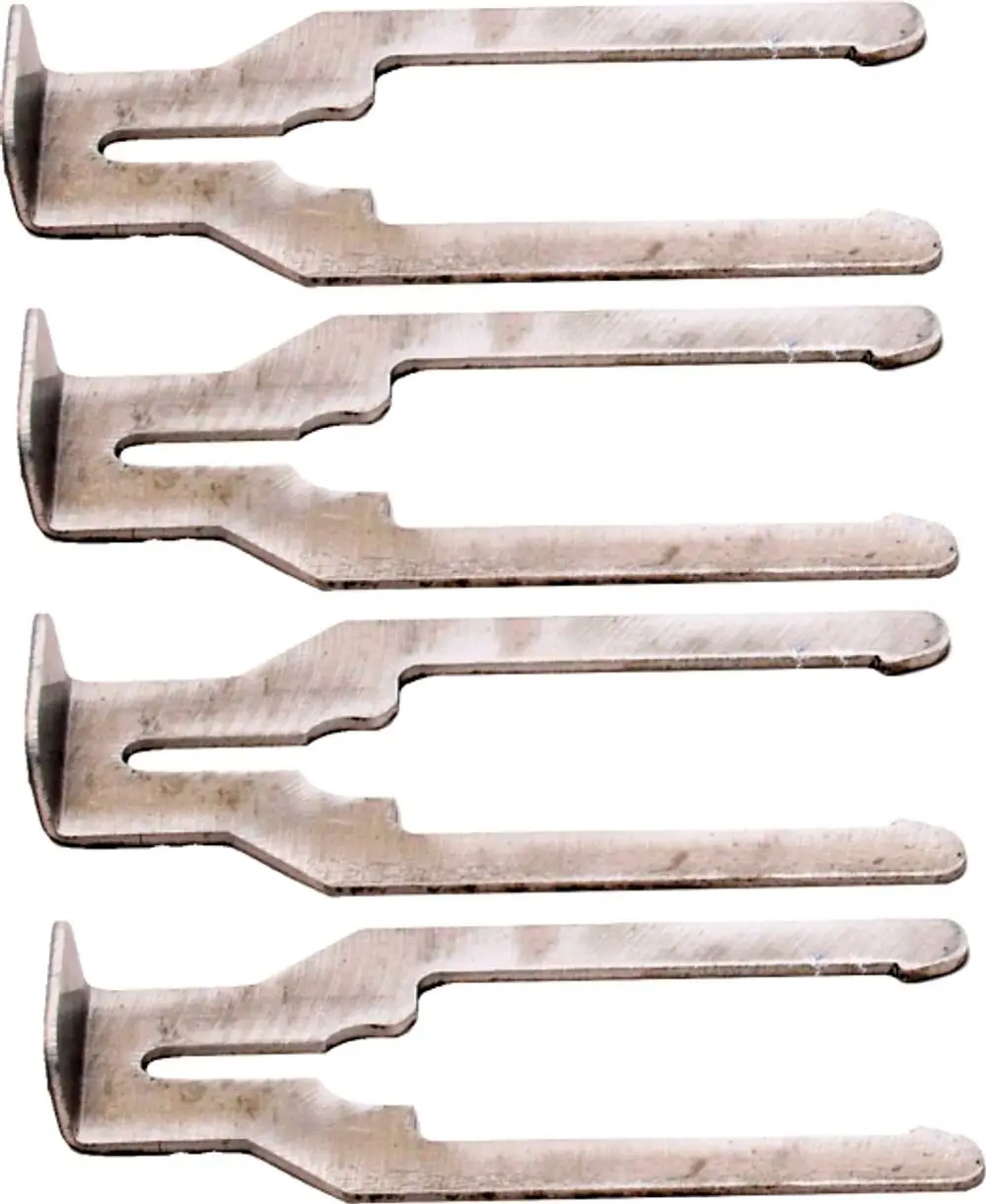 Sechs metallische Clips in Reihenanordnung, geeignet für die Konsole von Wolf-Produkten, mit schmalem Design zur sicheren Befestigung.